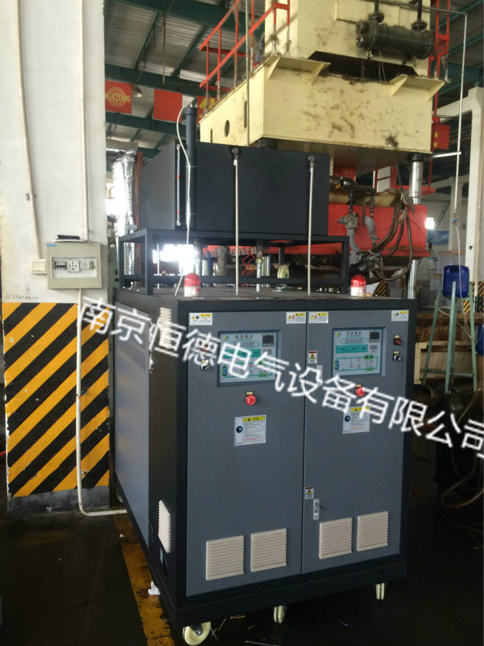 新型雙機(jī)一體模溫機(jī)特點(diǎn)